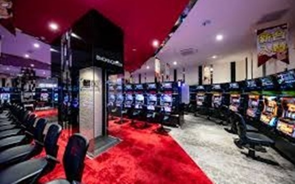 【朗報】フェミニストさん、エプスタイン島の件で日本人男性に物申すｗｗｗ
 | やっちまった速報(最新記事1)