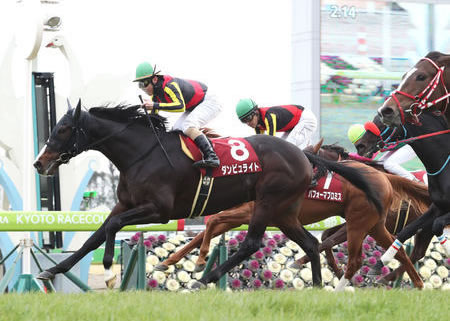 【画像】大物アーティストさん、ガチの大変身を遂げてしまうｗｗｗｗｗｗｗ
 | やっちまった速報(最新記事1)