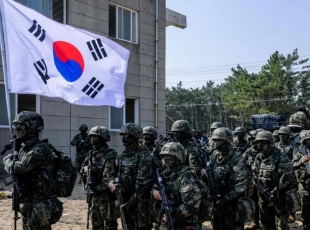 韓国「ねぇ...日本抜きで(合同訓練)シよ?」米「いや?そうするくらいなら日本と2人でやるわ」 | やっちまった速報(画像27050621831710_1) 韓国「ねぇ...日本抜きで(合同訓練)シよ?」米「いや?そうするくらいなら日本と2人でやるわ」 | やっちまった速報(画像27050621831710_1)