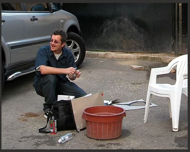 【朗報】バンクシーの正体、特定されてしまうｗｗｗｗｗｗｗｗｗｗ | 【朗報】バンクシーの正体、特定されてしまうｗｗｗｗｗｗｗｗｗｗ | 【朗報】バンクシーの正体、特定されてしまうｗｗｗｗｗｗｗｗｗｗ | やっちまった速報(画像17114917220324_3)