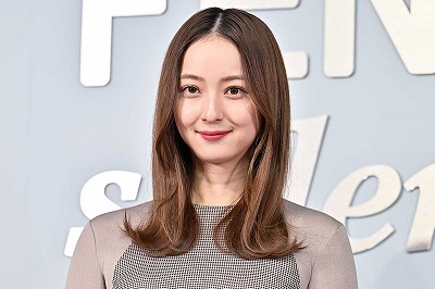 windows11「軽量化、縦タスクバー復活、MSアカ不要化、不要な機能廃止、これで満足か？」
 | やっちまった速報(ピックアップ6)