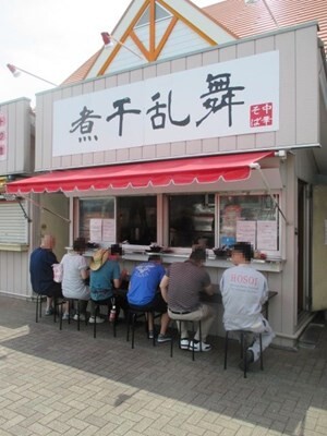 【画像】北朝鮮の地下鉄が貴族級、お前らの想像の100倍豪華ｗｗｗ
 | やっちまった速報(ピックアップ8)