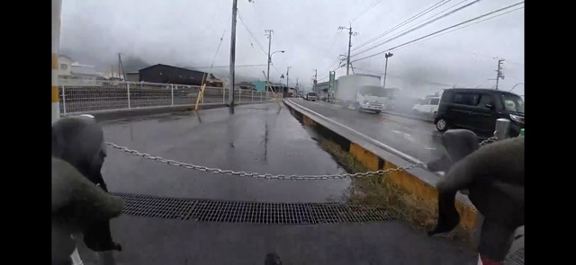 【動画】自転車、トラップに引っかかり号泣してしまう・・・・・ | 【動画】自転車、トラップに引っかかり号泣してしまう・・・・・ | 【動画】自転車、トラップに引っかかり号泣してしまう・・・・・ | やっちまった速報(画像06071431509035_3)