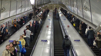 【画像】外国人から見た日本風景「こいつらはマジでアホなのか...！？」 | 【画像】外国人から見た日本風景「こいつらはマジでアホなのか...！？」 | 【画像】外国人から見た日本風景「こいつらはマジでアホなのか...！？」 | やっちまった速報(画像17062311032477_3)
