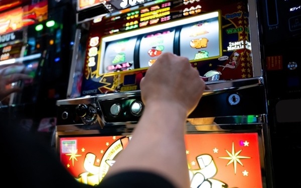 【阪神牝馬S】1番人気エンブロイダリーが逃げ切りＶ！重賞4勝目
 | やっちまった速報(最新記事12)