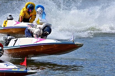 【悲報】デリヘル呼んだら１万損したwwwwww
 | やっちまった速報(最新記事8)