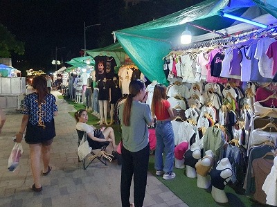 【悲報】ラオスで日本の大量のおっさんが児童強姦で逮捕されてしまう・・・・ | やっちまった速報(画像21092455515294_1)