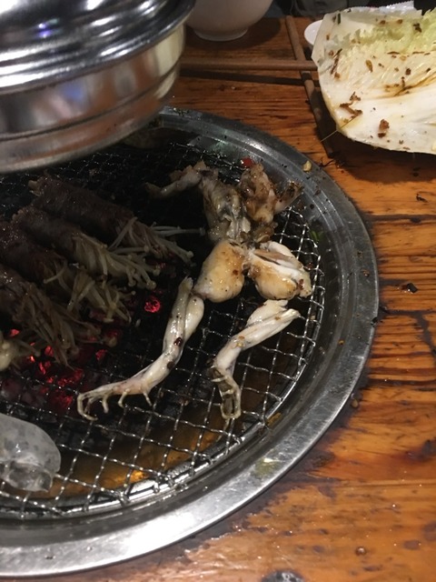 【閲覧注意】カエル、しゃぶしゃぶにされて嫌がるｗｗｗ | 【閲覧注意】カエル、しゃぶしゃぶにされて嫌がるｗｗｗ | やっちまった速報(画像21222442989593_2)