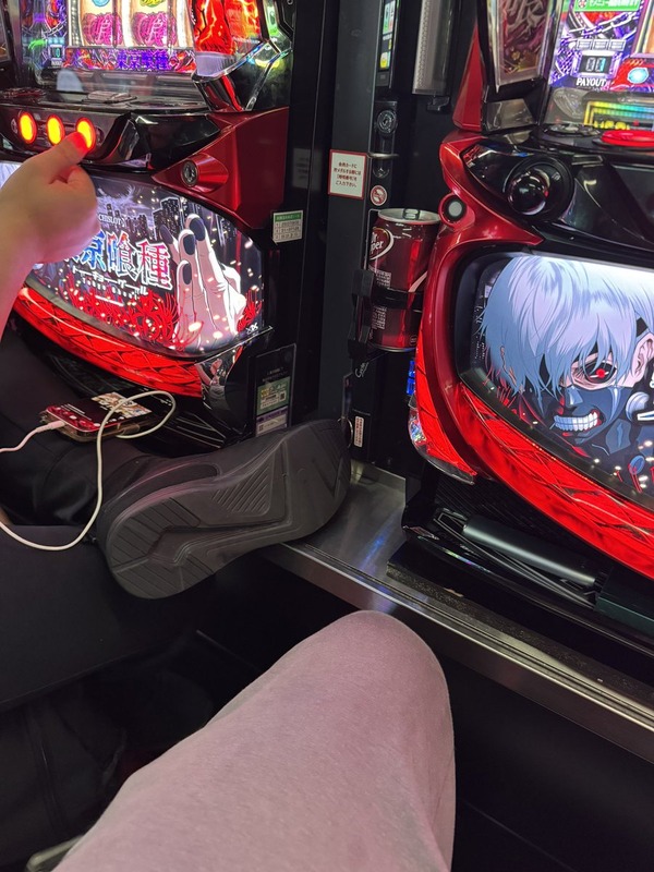 スロットで台に足乗せるやつｗｗｗｗｗｗｗｗｗｗｗｗ | スロットで台に足乗せるやつｗｗｗｗｗｗｗｗｗｗｗｗ | やっちまった速報(画像25204448509339_2)