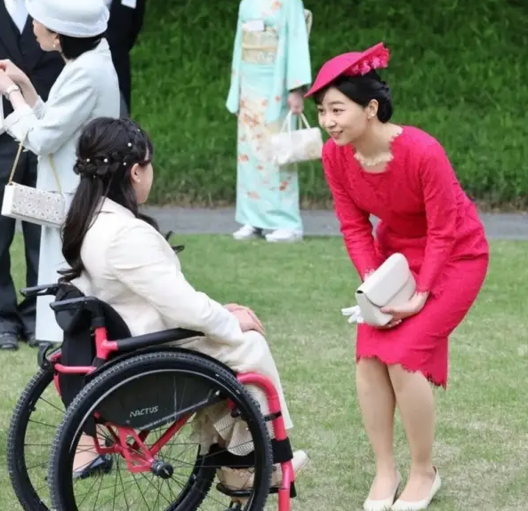 【画像】佳子さま(31)、予期せぬ立派な臀部であらせられるｗｗｗｗｗ | 【画像】佳子さま(31)、予期せぬ立派な臀部であらせられるｗｗｗｗｗ | 【画像】佳子さま(31)、予期せぬ立派な臀部であらせられるｗｗｗｗｗ | やっちまった速報(画像25232448236617_3)