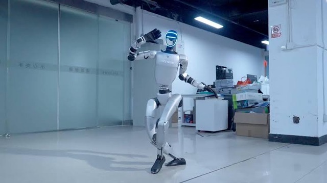 日本「ロボット分野で中国には負けてられない！」→純国産ロボ、発表会で故障し動かないｗｗｗｗ | 日本「ロボット分野で中国には負けてられない！」→純国産ロボ、発表会で故障し動かないｗｗｗｗ | 日本「ロボット分野で中国には負けてられない！」→純国産ロボ、発表会で故障し動かないｗｗｗｗ | やっちまった速報(画像01152729382431_3)