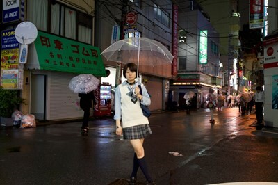 👮「股間に何か隠しているね？」JKちゃん「お散歩してるだけ…許して…」👮「ゆっくりと股を開きなさい🤪ｸﾞﾍﾍﾍﾍﾍ」→ | やっちまった速報(画像11000720554627_1)