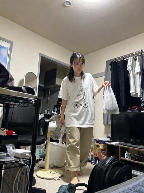 【画像】ChatGPT、自分の部屋にドスケベリアルな女の子召喚したｗｗｗｗ | 【画像】ChatGPT、自分の部屋にドスケベリアルな女の子召喚したｗｗｗｗ | やっちまった速報(画像16221432614851_2)