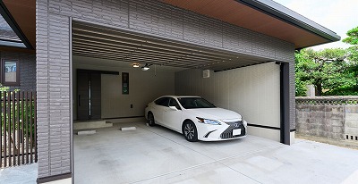 長距離トラック運転手「音楽やドラマを垂れ流しながら運転するだけで高給です」←お前らがやらない理由
 | やっちまった速報(ピックアップ6)