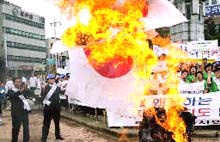 自民党「待て！日の丸付きゴルフボールをわざと池ポチャは国旗毀損罪なのか？！」自民党「むむ…」「難しいな…」「痛いところを…」 | 自民党「待て！日の丸付きゴルフボールをわざと池ポチャは国旗毀損罪なのか？！」自民党「むむ…」「難しいな…」「痛いところを…」 | 自民党「待て！日の丸付きゴルフボールをわざと池ポチャは国旗毀損罪なのか？！」自民党「むむ…」「難しいな…」「痛いところを…」 | 自民党「待て！日の丸付きゴルフボールをわざと池ポチャは国旗毀損罪なのか？！」自民党「むむ…」「難しいな…」「痛いところを…」 | 自民党「待て！日の丸付きゴルフボールをわざと池ポチャは国旗毀損罪なのか？！」自民党「むむ…」「難しいな…」「痛いところを…」 | 自民党「待て！日の丸付きゴルフボールをわざと池ポチャは国旗毀損罪なのか？！」自民党「むむ…」「難しいな…」「痛いところを…」 | 自民党「待て！日の丸付きゴルフボールをわざと池ポチャは国旗毀損罪なのか？！」自民党「むむ…」「難しいな…」「痛いところを…」 | 自民党「待て！日の丸付きゴルフボールをわざと池ポチャは国旗毀損罪なのか？！」自民党「むむ…」「難しいな…」「痛いところを…」 | 自民党「待て！日の丸付きゴルフボールをわざと池ポチャは国旗毀損罪なのか？！」自民党「むむ…」「難しいな…」「痛いところを…」 | やっちまった速報(18020451088571_9)
