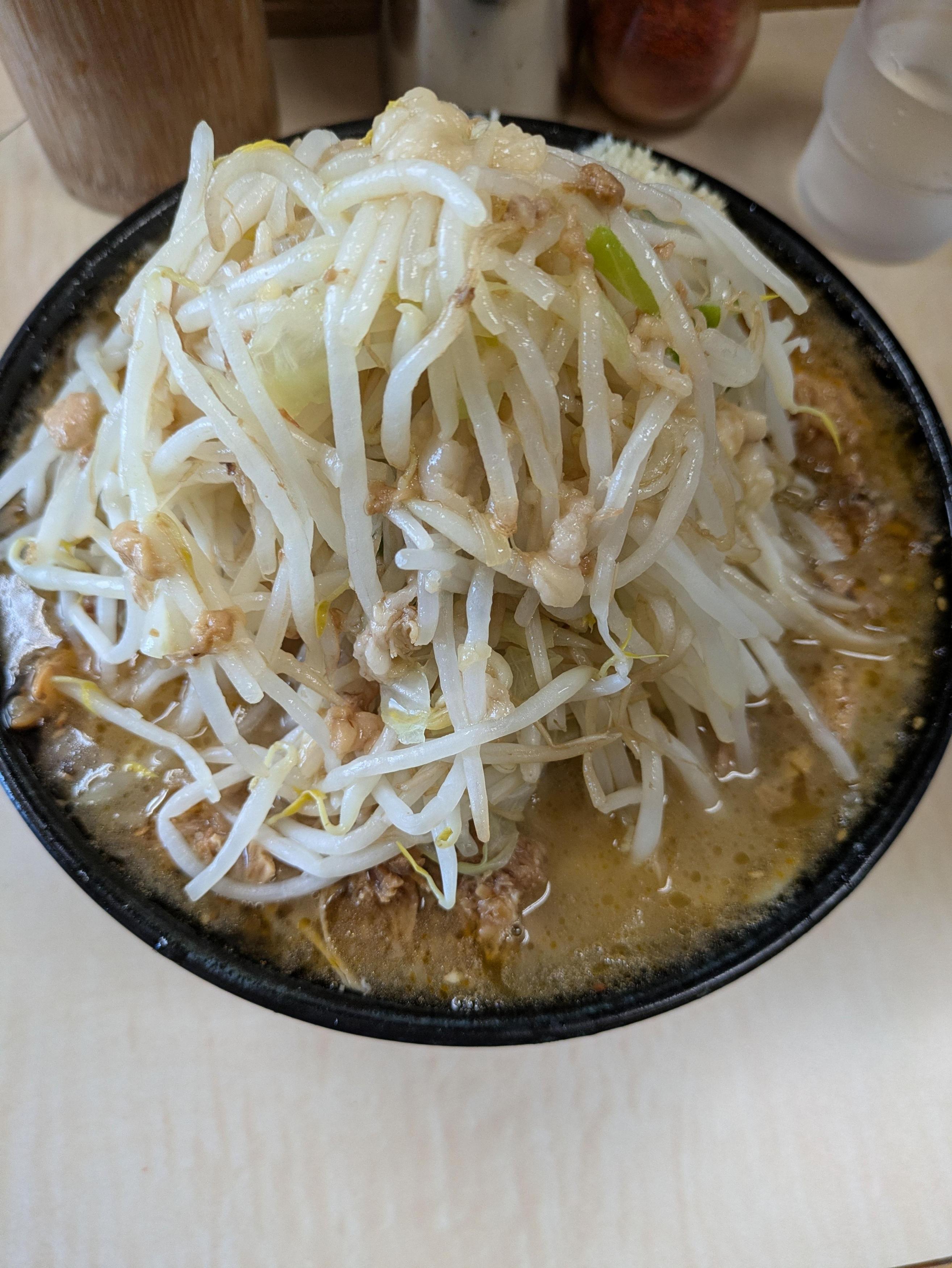 ラーメン二郎のファンさん、開店4時間前から１５０人が並んでしまうｗｗｗｗ | ラーメン二郎のファンさん、開店4時間前から１５０人が並んでしまうｗｗｗｗ | ラーメン二郎のファンさん、開店4時間前から１５０人が並んでしまうｗｗｗｗ | やっちまった速報(25053543769771_3)