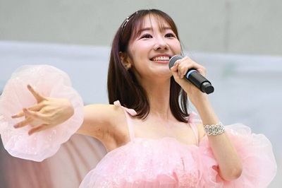 【画像】柏木由紀(34)新曲イベントのファン層wwwwwwww | やっちまった速報(画像08234857128017_1) 【画像】柏木由紀(34)新曲イベントのファン層wwwwwwww | やっちまった速報(画像08234857128017_1)